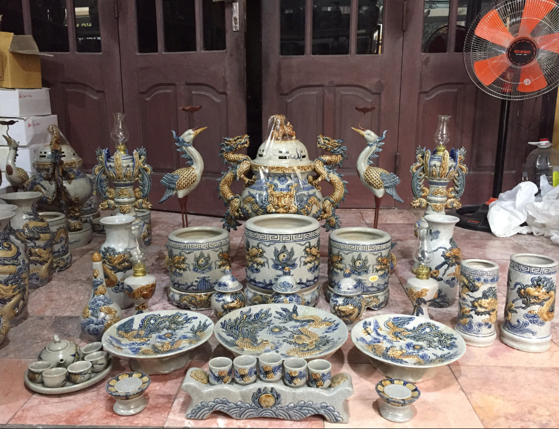 Các Mẫu Bát Hương Lam Men Khử